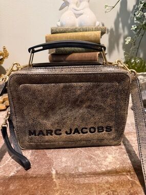 Marc Jacobs Distressed Brown Leather Box Bag with Black Logo